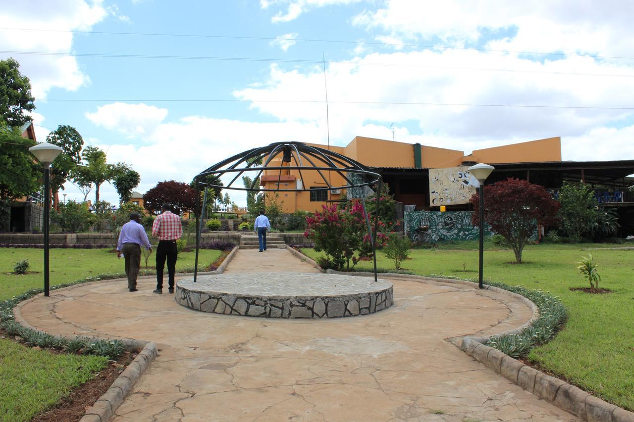 Milpark Hotel Cafumpe Exterior photo